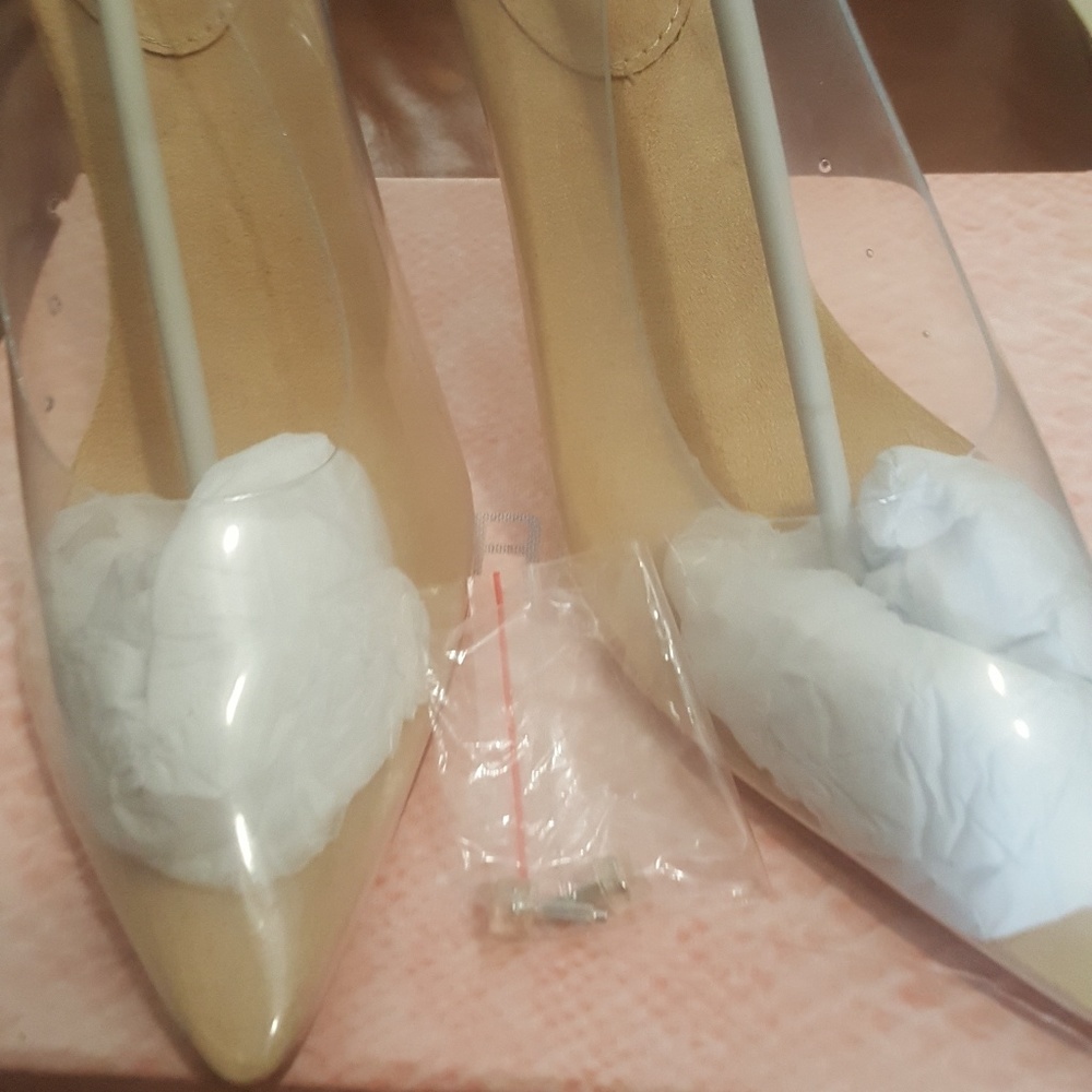 Clear Heels - Picture 4 of 4